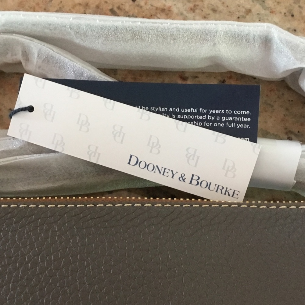 NEW Dooney & Bourke Pebble Grain Elephant Rosie Crossbody Leather Bag - Picture 4 of 15